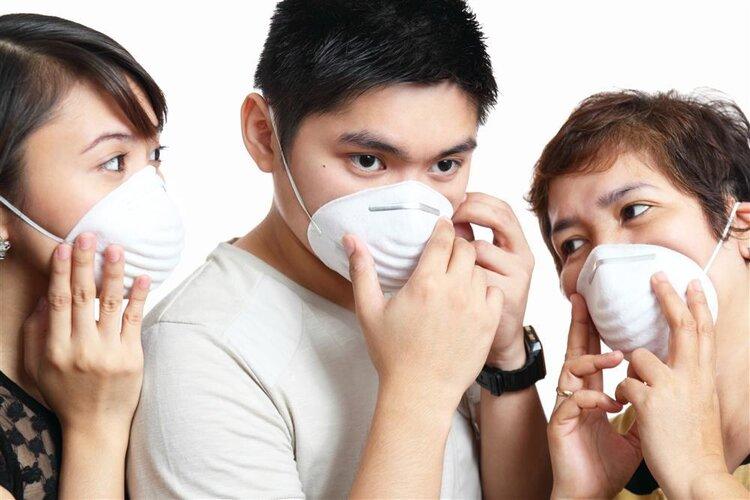 為什么非典在2003年迅速平息，而新冠肺炎持續了這么久？