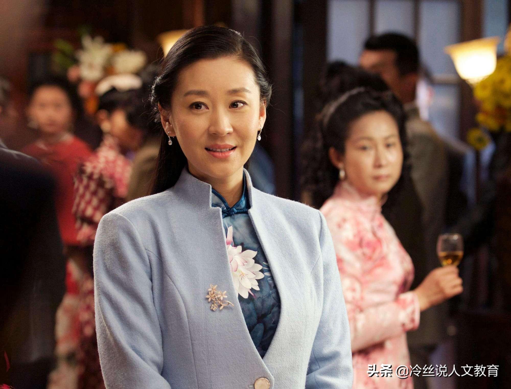 經(jīng)典女特工諜戰電視?。ㄆ梁每吹呐毓る娨晞。? width=